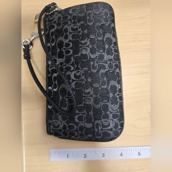 COACH Lurex Black Gray Silver Wristlet - Picture 3 of 13